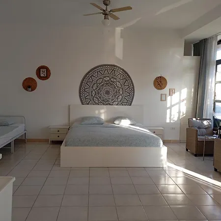 Baba Marija 45qm Near Апартаменти Каштела