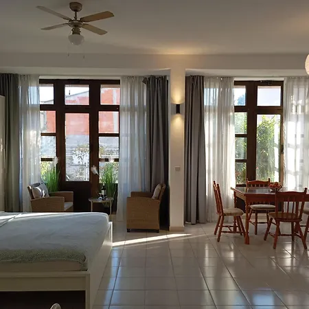 Baba Marija 45qm Near Апартаменти Каштела